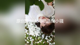 [上集] 两身材超好的帅哥无套偷偷搞车震,一不小心擦枪走火