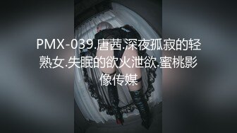  表妹手机里的秘密被我发现了一边洗澡一边和男友发视频